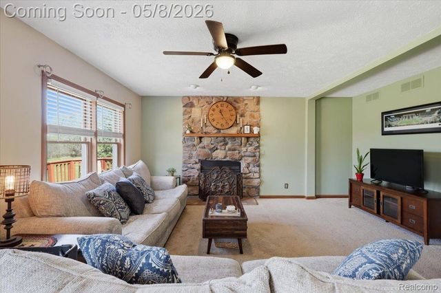 9514 Aspen View Drive, Grand Blanc Charter Township, MI 48439