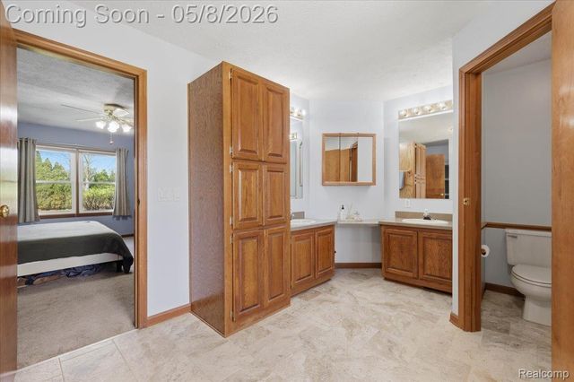 9514 Aspen View Drive, Grand Blanc Charter Township, MI 48439