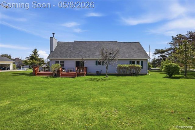 9514 Aspen View Drive, Grand Blanc Charter Township, MI 48439