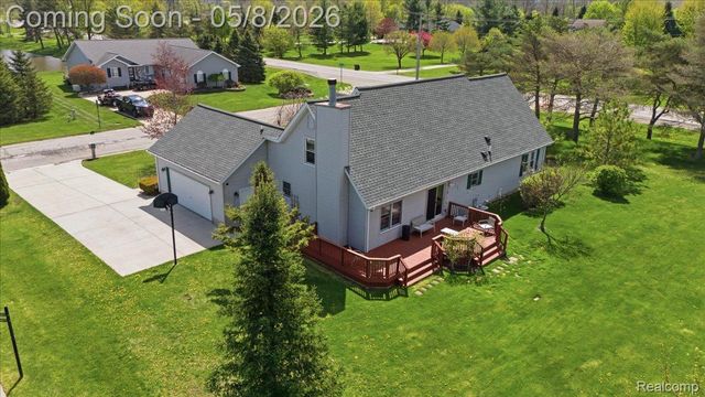 9514 Aspen View Drive, Grand Blanc Charter Township, MI 48439
