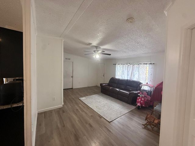 10548 W Sandalfoot Blvd, Boca Raton, FL 33428