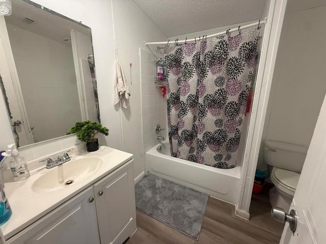 10548 W Sandalfoot Blvd, Boca Raton, FL 33428
