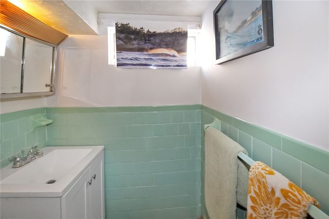 6 Sullivan Street, Newport, RI 02840