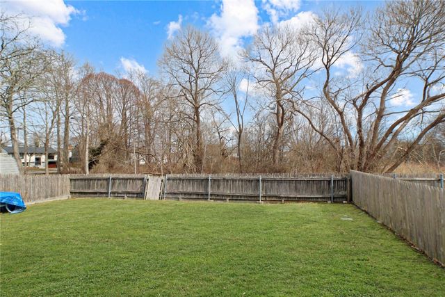 6 Sullivan Street, Newport, RI 02840