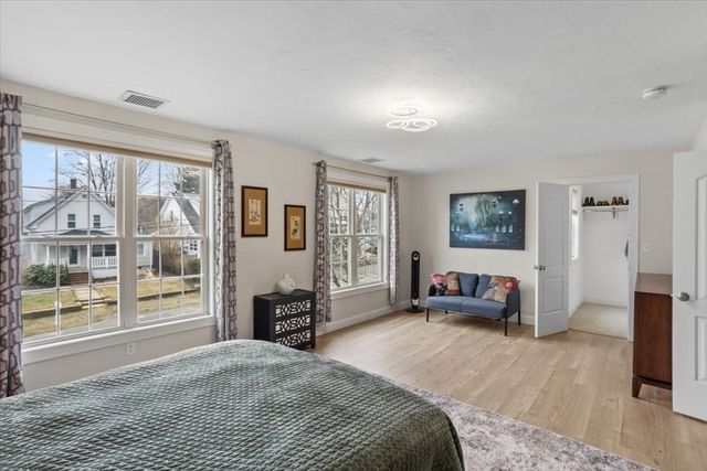 80 Locust St, Brockton, MA 02301