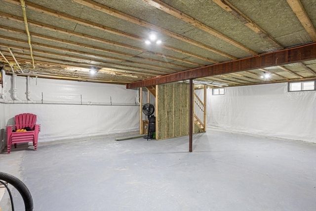 80 Locust St, Brockton, MA 02301