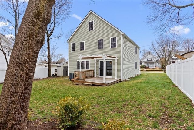 80 Locust St, Brockton, MA 02301