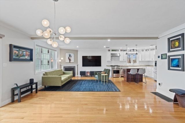 80 Locust St, Brockton, MA 02301