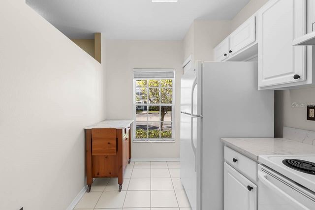 2411 LAKE WOODBERRY CIRCLE, Brandon, FL 33510