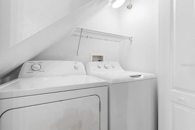 2411 LAKE WOODBERRY CIRCLE, Brandon, FL 33510