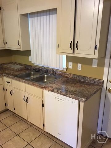 602 Freeman Drive, Athens, GA 30601