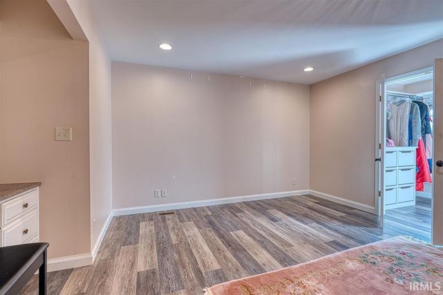 2923 W MILL Road, Evansville, IN 47720