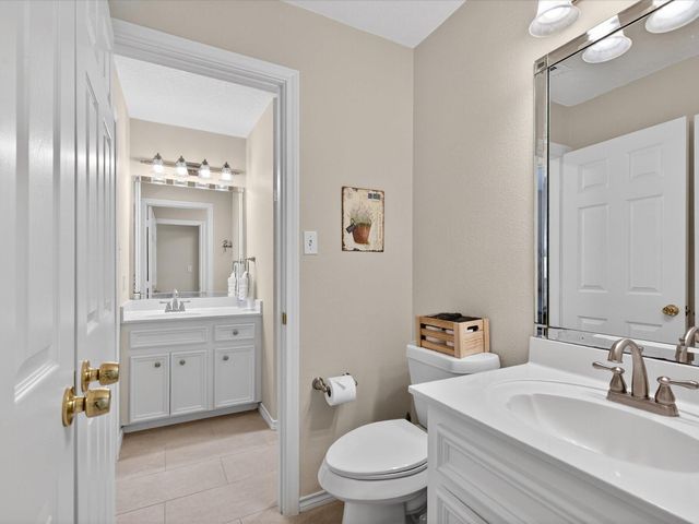 101 Snug Harbor Drive, Conroe, TX 77356