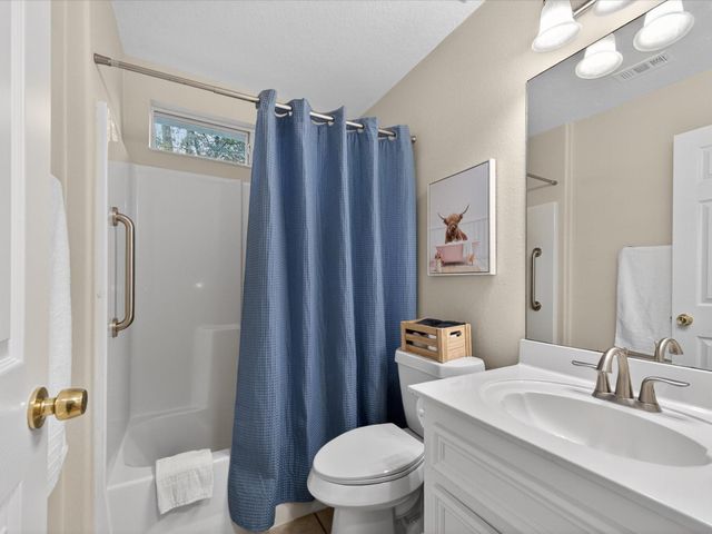 101 Snug Harbor Drive, Conroe, TX 77356