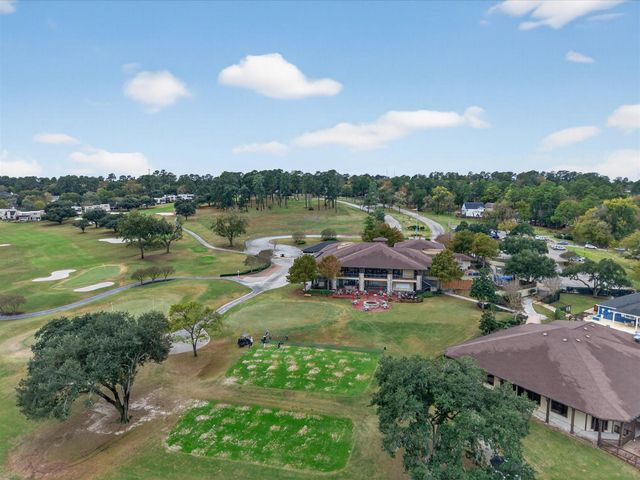 101 Snug Harbor Drive, Conroe, TX 77356