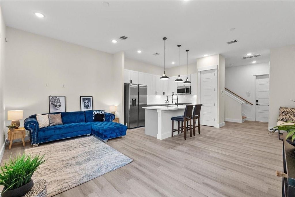 2906 Stevens Street, Houston, TX 77026
