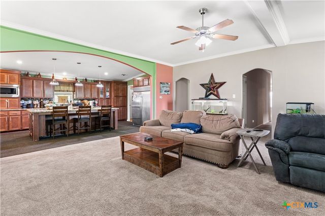 1845 Royal Road, Port Lavaca, TX 77979