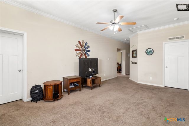 1845 Royal Road, Port Lavaca, TX 77979