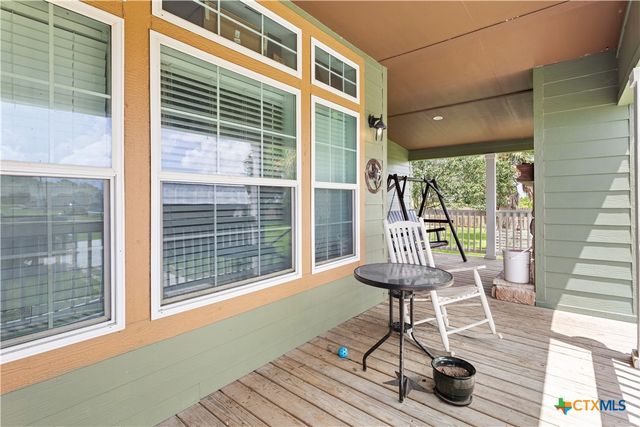 1845 Royal Road, Port Lavaca, TX 77979