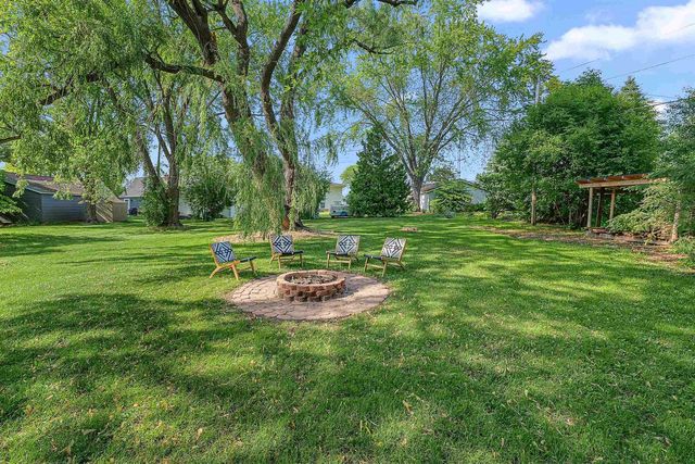 613 E JOHNSON STREET, Fond Du Lac, WI 54935