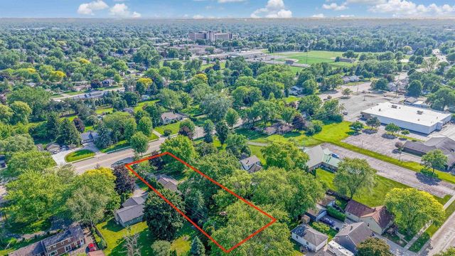 613 E JOHNSON STREET, Fond Du Lac, WI 54935