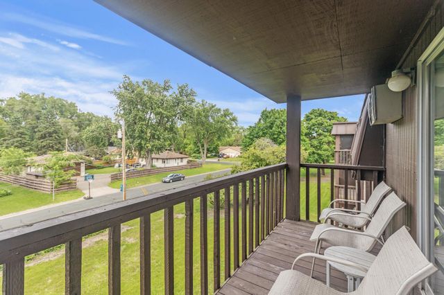4207 Lakeside Avenue N 328, Brooklyn Center, MN 55429