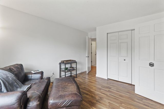 4207 Lakeside Avenue N 328, Brooklyn Center, MN 55429
