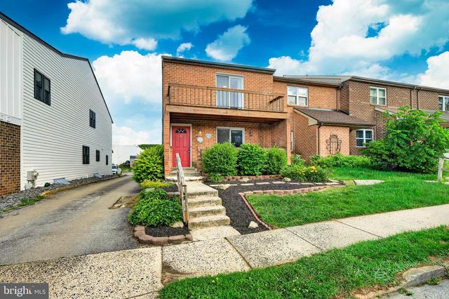 16 MARKEL RD, Malvern, PA 19355