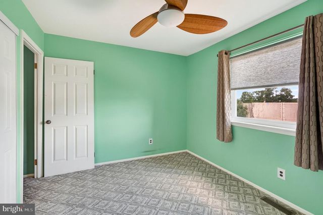 16 MARKEL RD, Malvern, PA 19355
