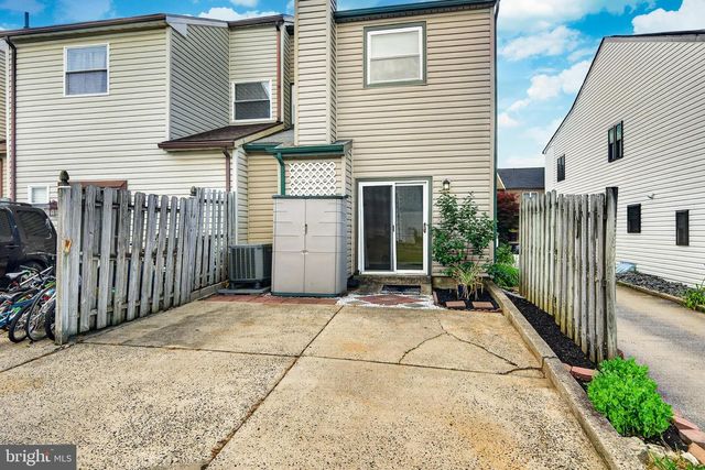 16 MARKEL RD, Malvern, PA 19355