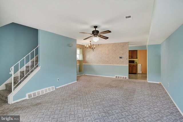 16 MARKEL RD, Malvern, PA 19355