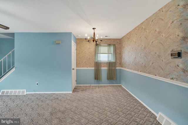 16 MARKEL RD, Malvern, PA 19355