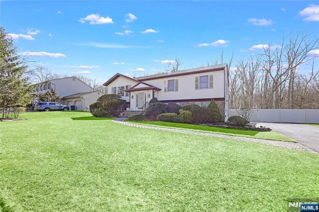 31 Virgil Road, Norwood, NJ 07648