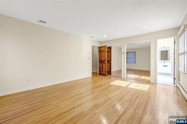 31 Virgil Road, Norwood, NJ 07648