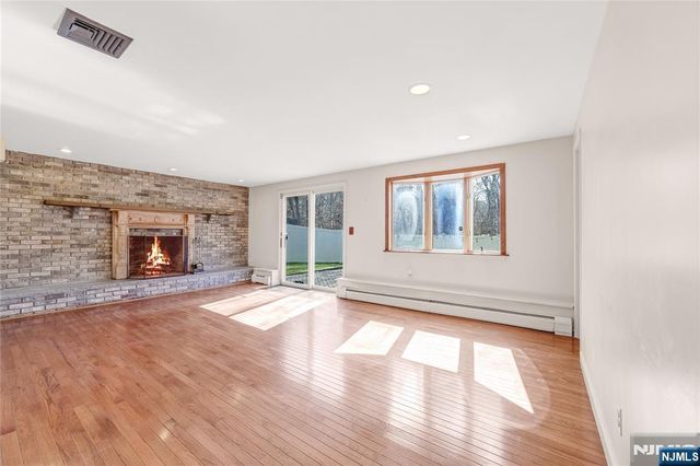 31 Virgil Road, Norwood, NJ 07648