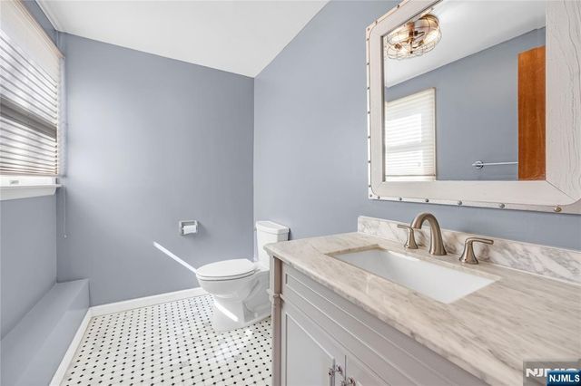 31 Virgil Road, Norwood, NJ 07648