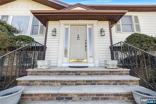 31 Virgil Road, Norwood, NJ 07648