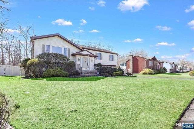 31 Virgil Road, Norwood, NJ 07648