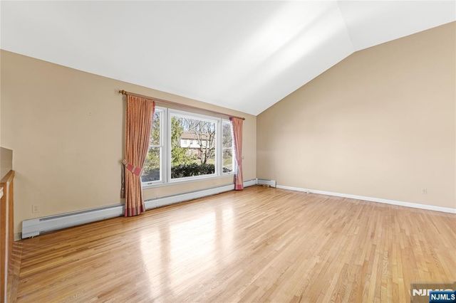 31 Virgil Road, Norwood, NJ 07648