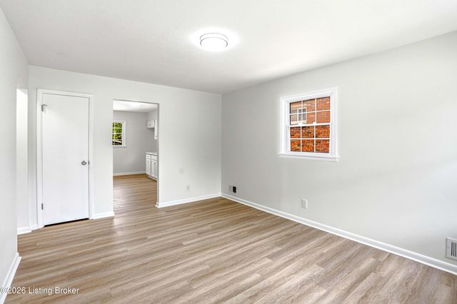 4414 Allmond Ave, Louisville, KY 40209