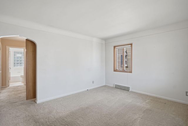 8292 Superior Street, Center Line, MI 48015