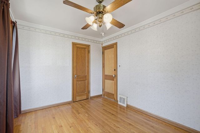 8292 Superior Street, Center Line, MI 48015