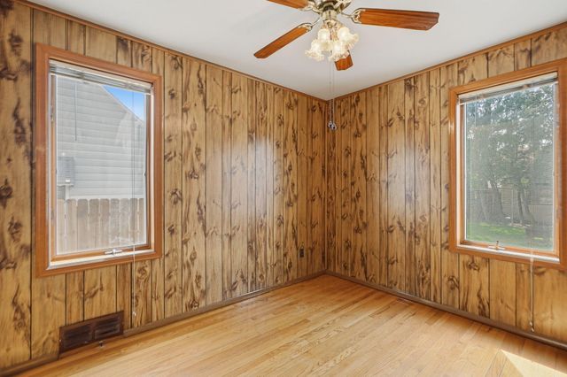 8292 Superior Street, Center Line, MI 48015