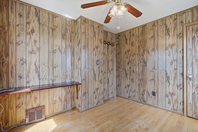 8292 Superior Street, Center Line, MI 48015