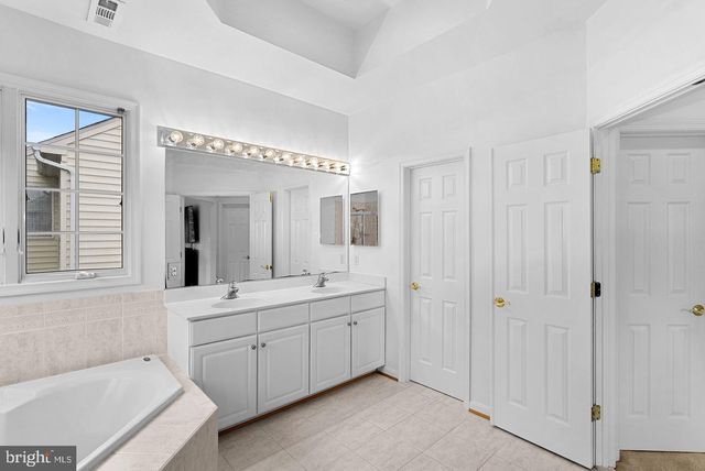 22873 ASHTON WOODS, Brambleton, VA 20148