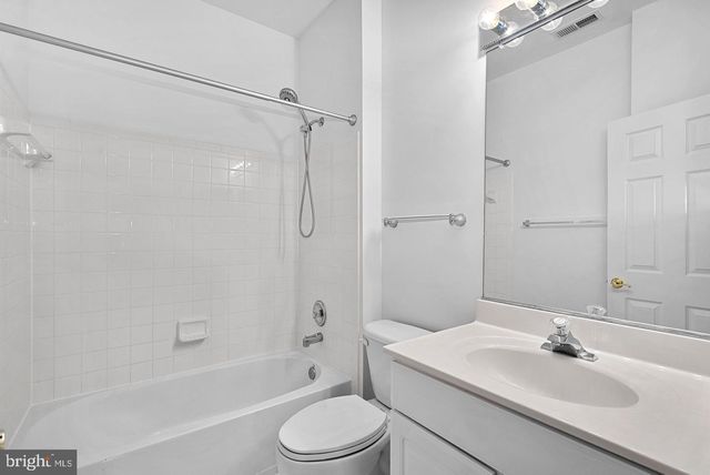 22873 ASHTON WOODS, Brambleton, VA 20148