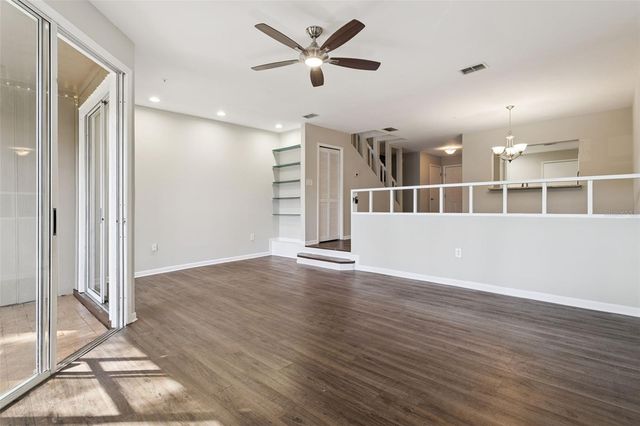 683 POST OAK CIRCLE 117, Altamonte Springs, FL 32701