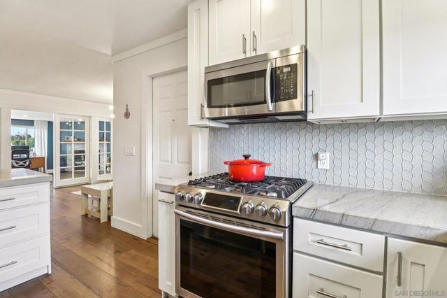 6321 Celia Vista Dr., San Diego, CA 92115