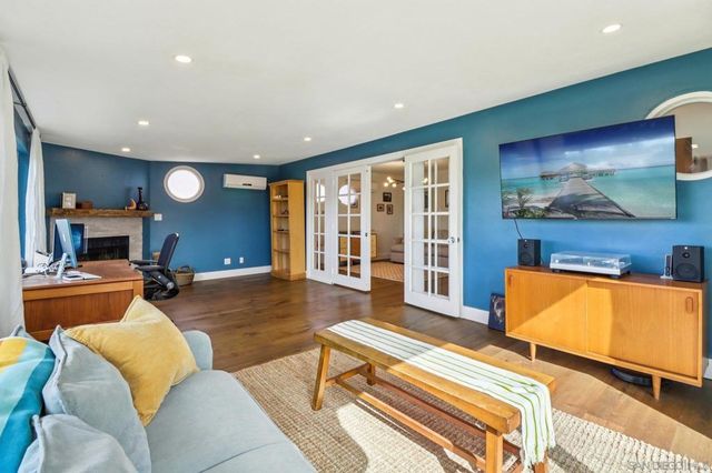 6321 Celia Vista Dr., San Diego, CA 92115