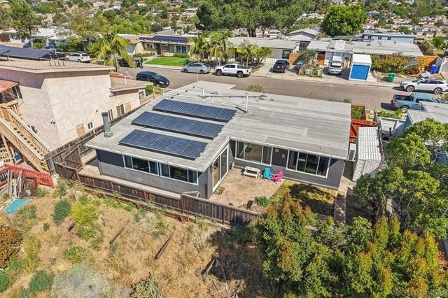 6321 Celia Vista Dr., San Diego, CA 92115